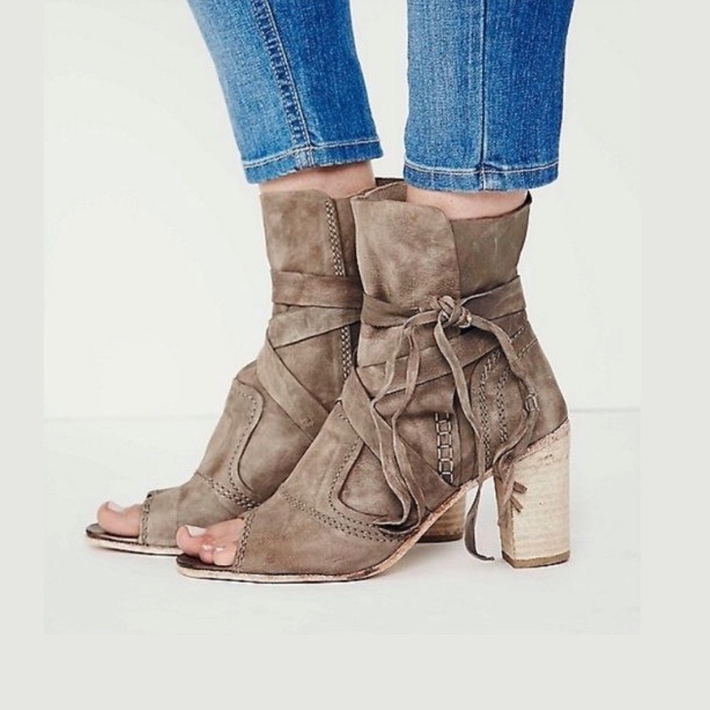 Free People Daydream Booties